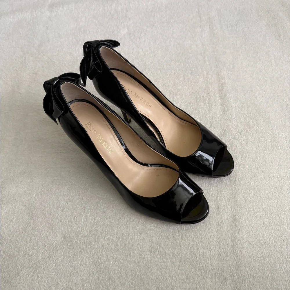 Enzo Angiolini elegant black
