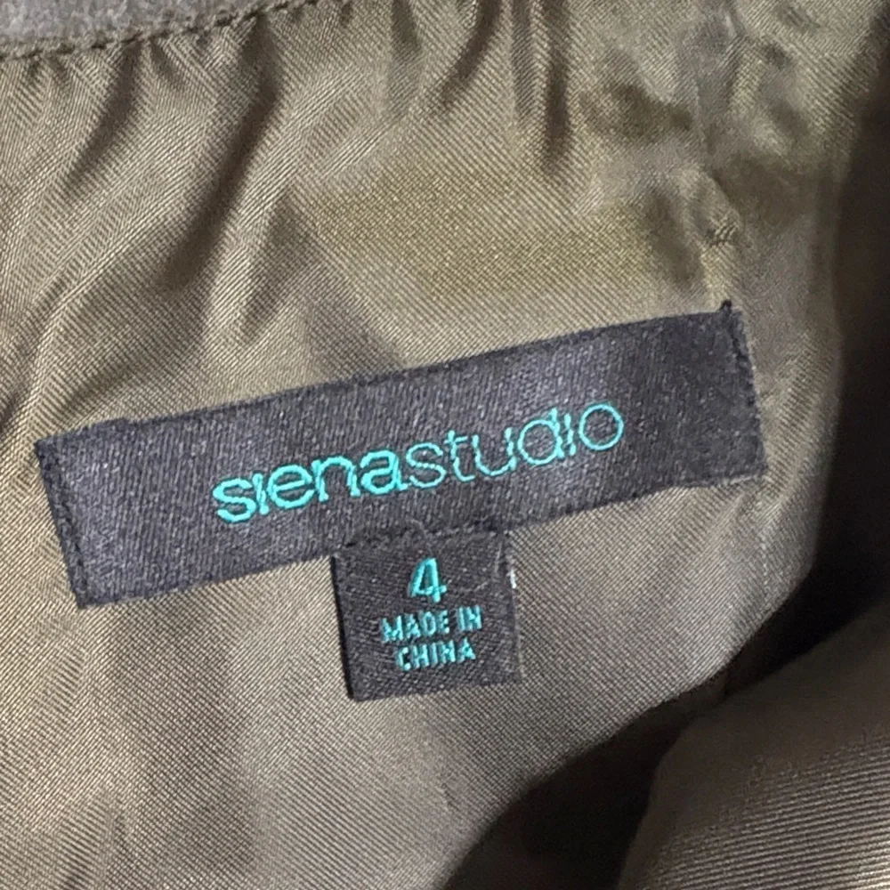 Siena Studio chic dark