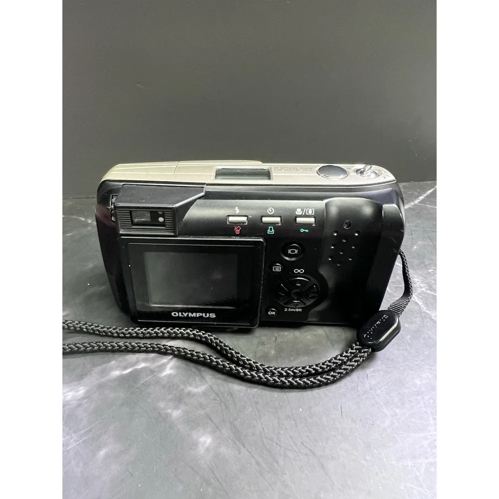 Olympus battery shoot