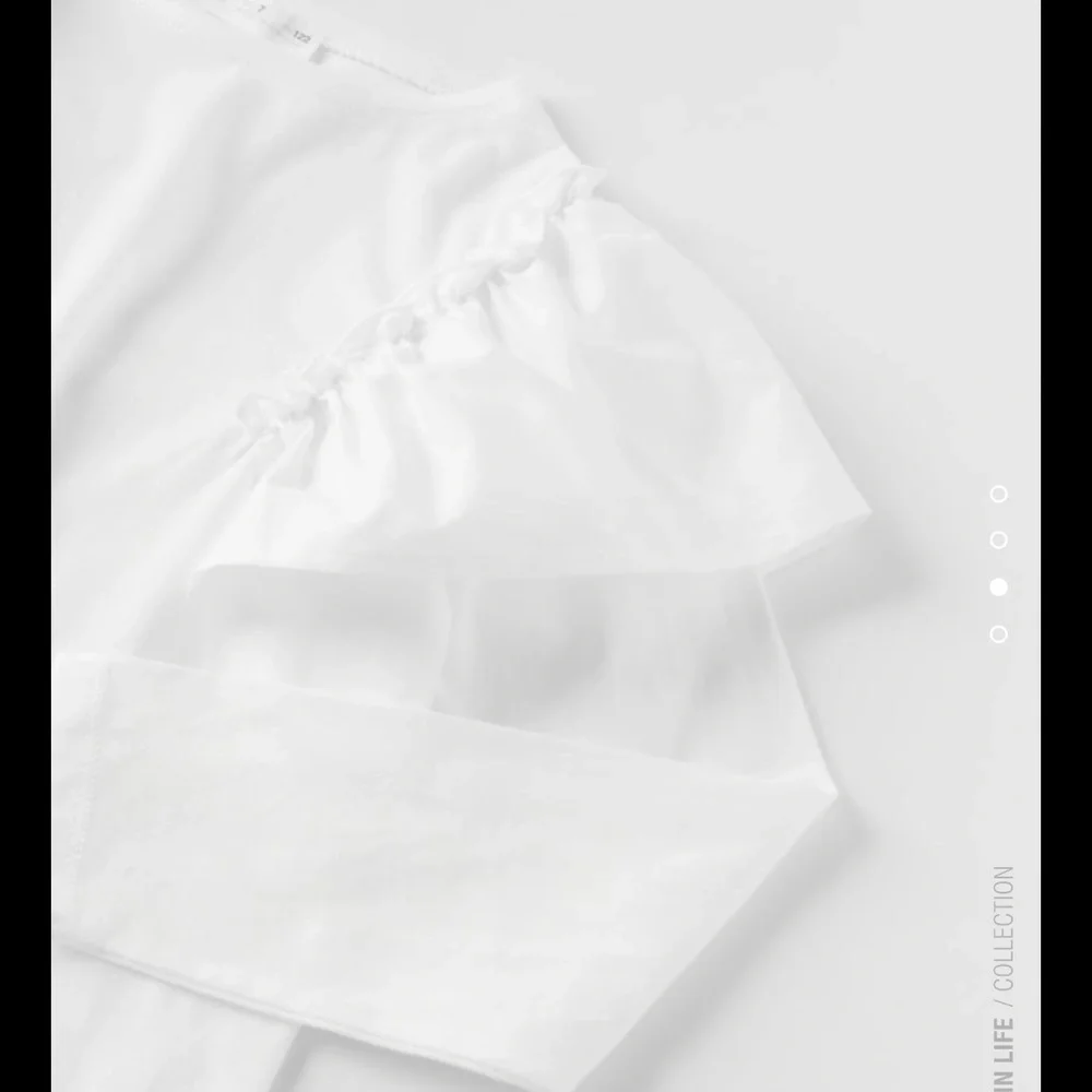 Zara round neck