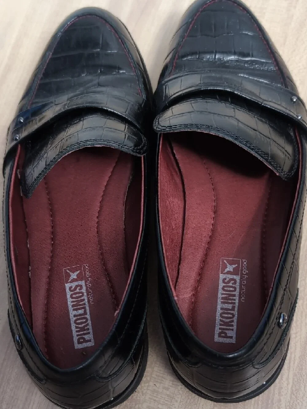 PIKOLINOS elegant croc