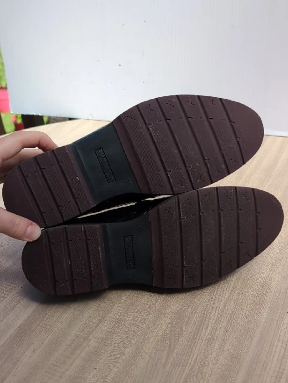 PIKOLINOS elegant croc