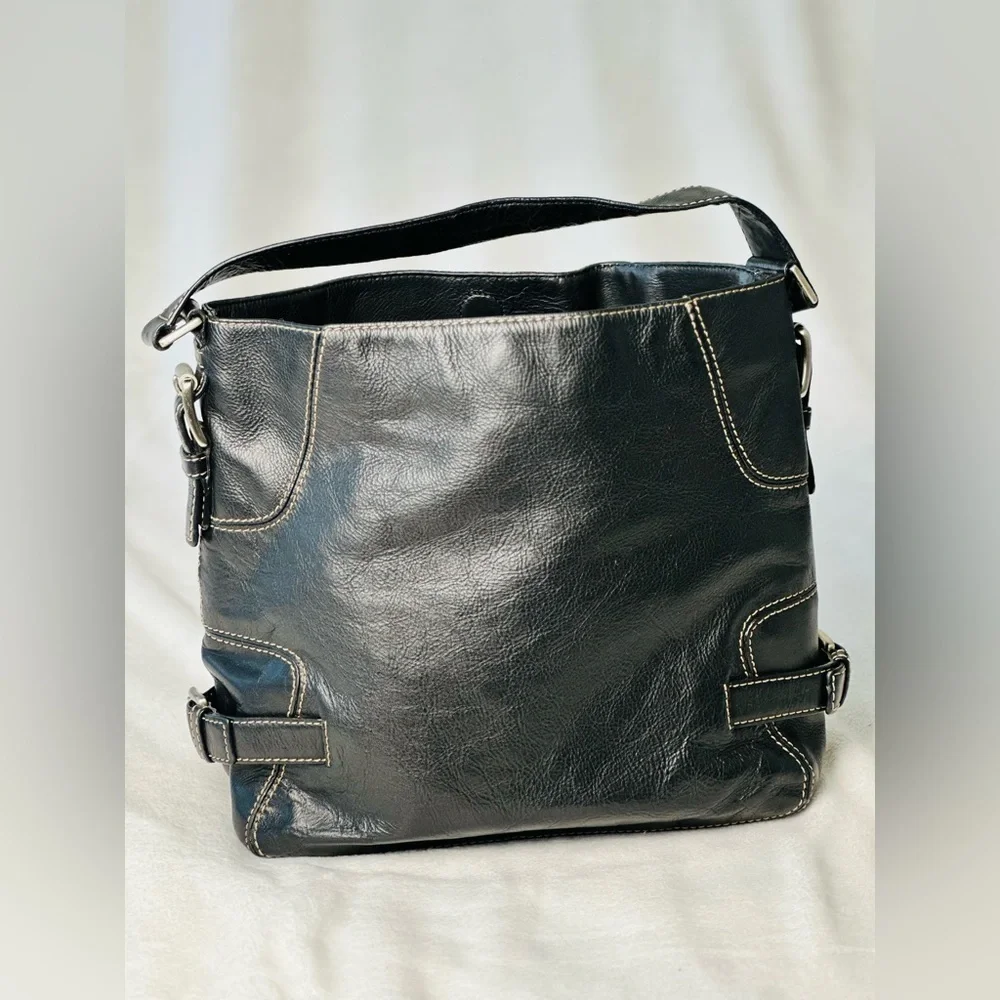 Michael Kors excellent minimalist
