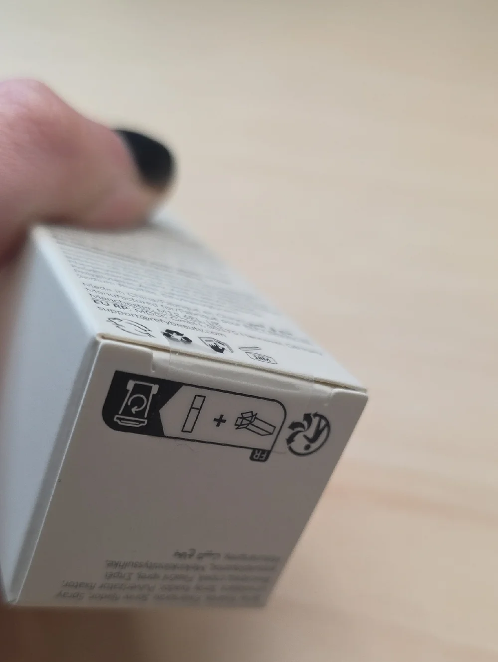 REFY nib face