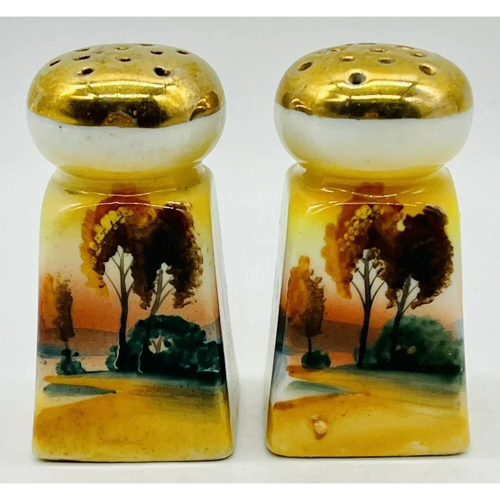 Vintage‎ Japan Lusterware Sunset Salt Pepper Shakers Hand painted 3 inch