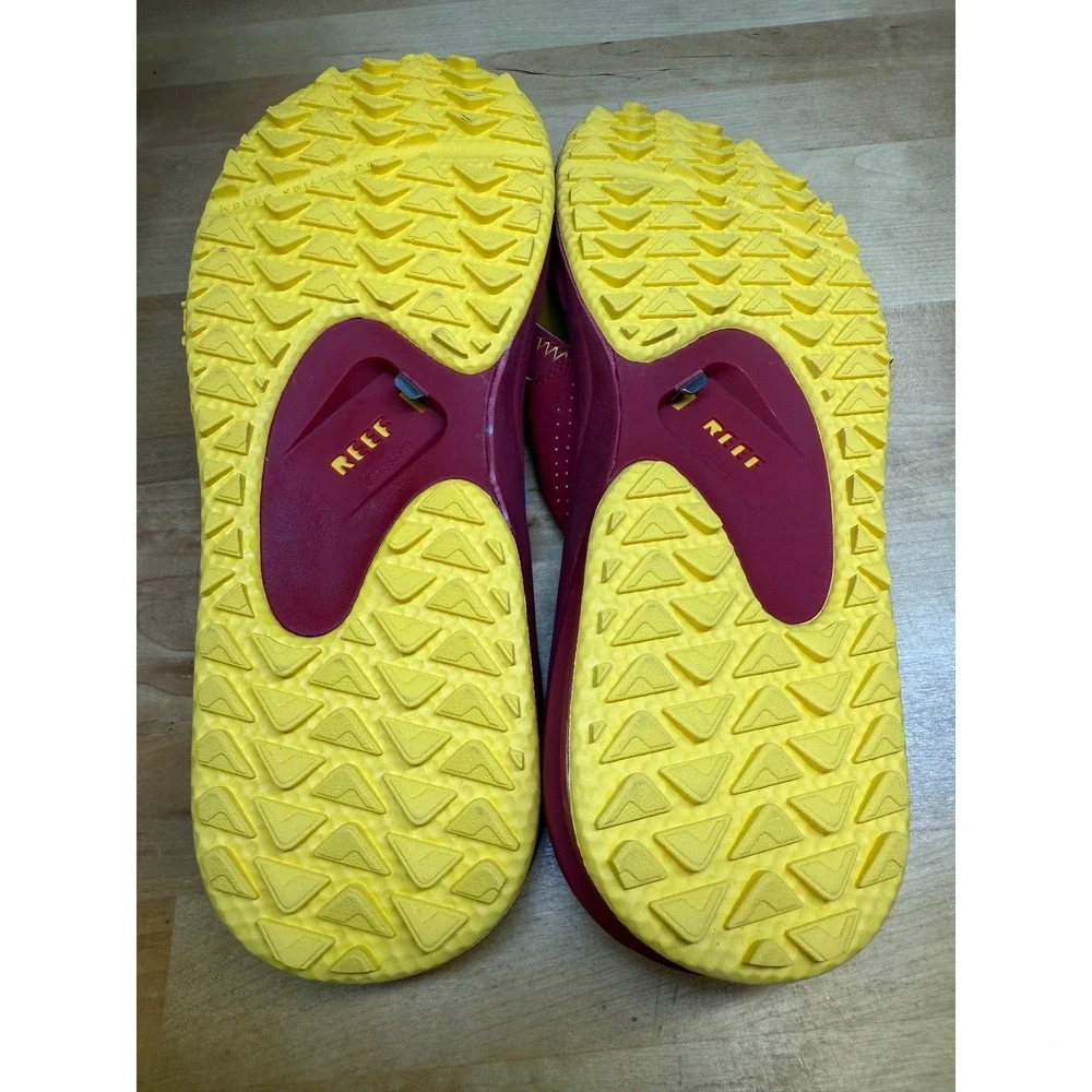Reef model yellow vibrant