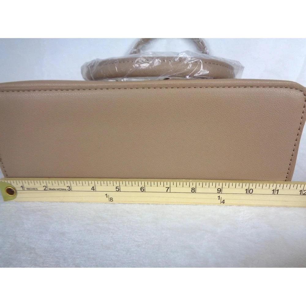Daisy Fuentes chic daisy