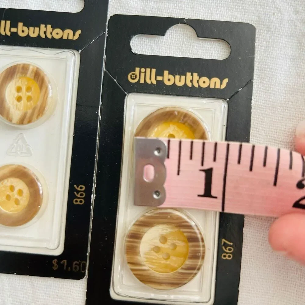 dill-buttons vintage dill