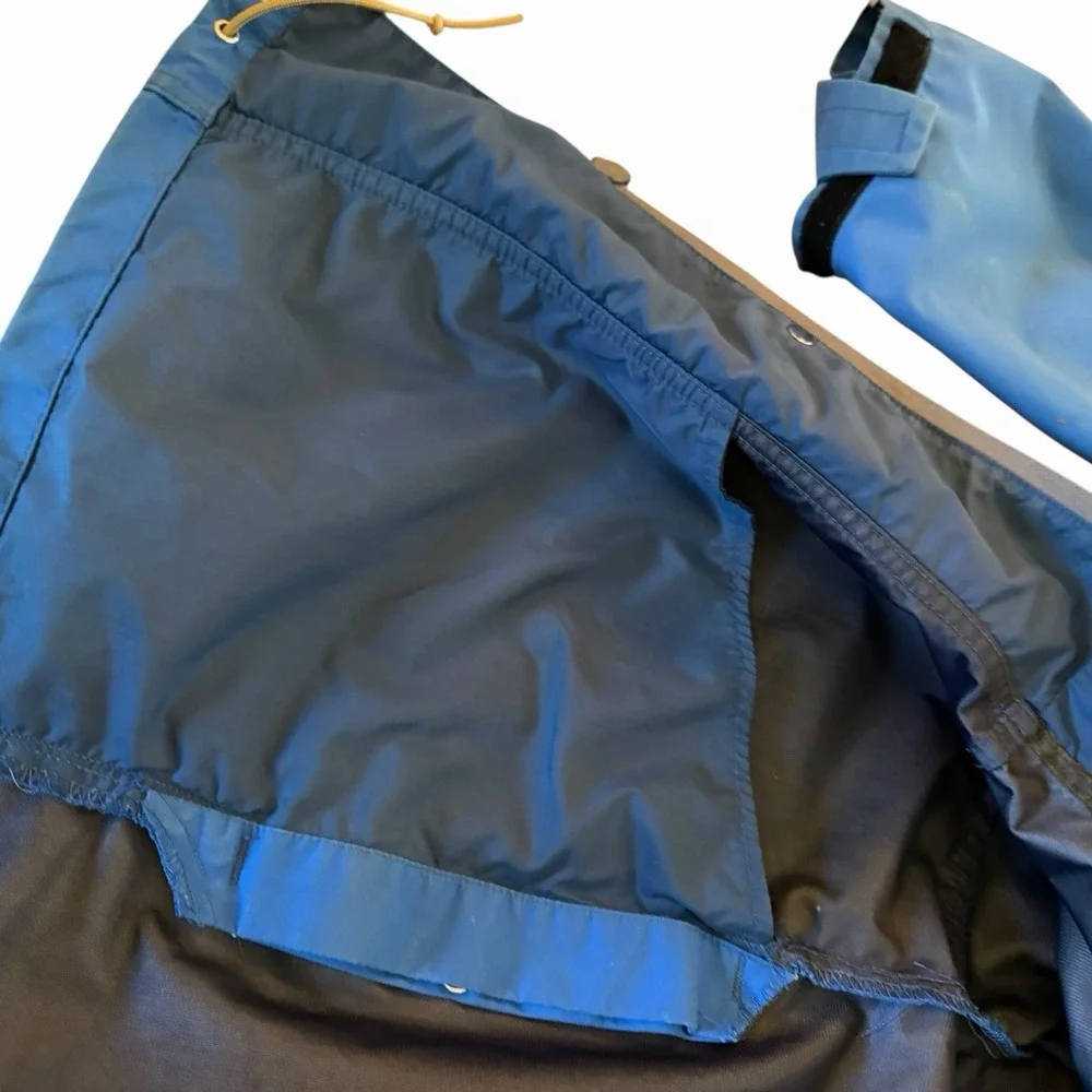 The North Face needs zipper broken