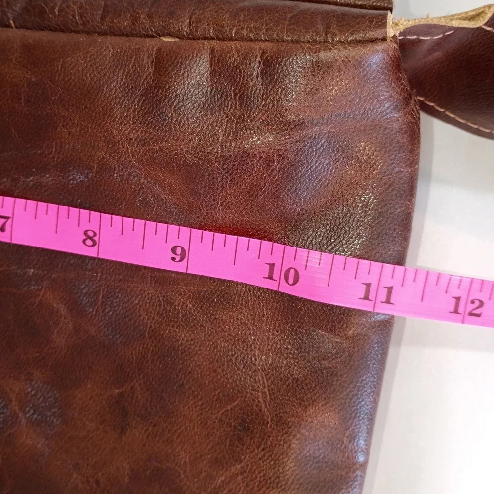 Brown Leather Star Applique Crossbody Messenger Bag Boho Distressed By Dorthea‎