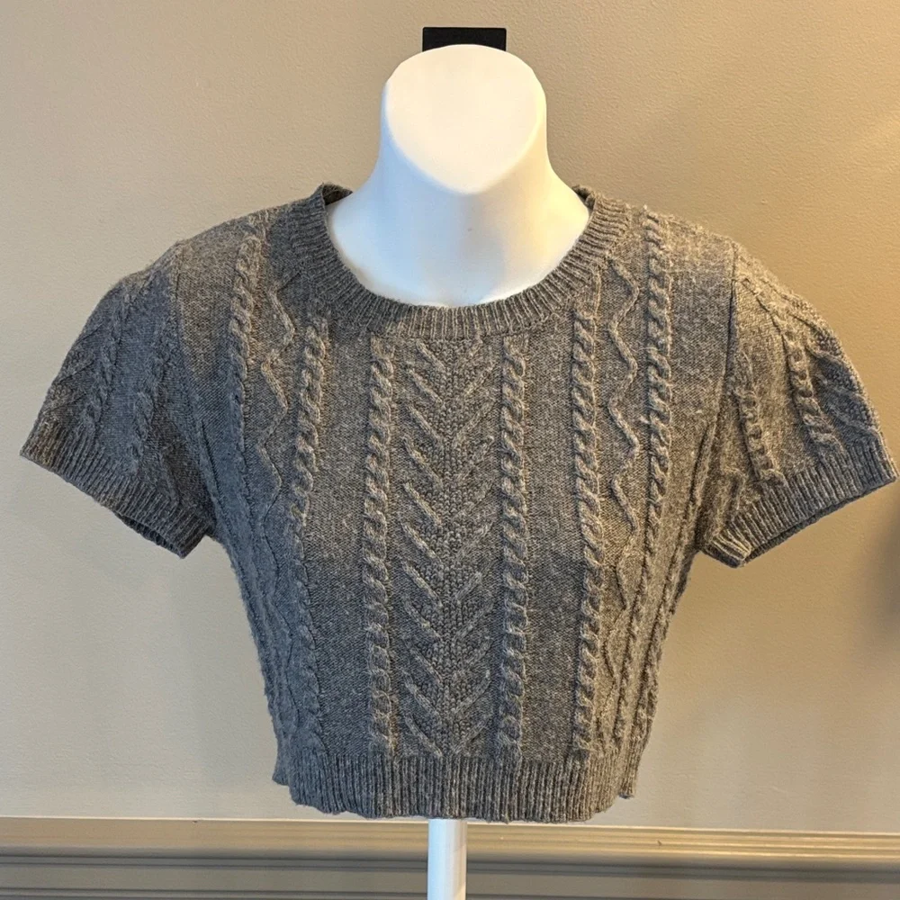 Emory Park‎ Cropped Heather Gray Cable Knit Sweater size Small