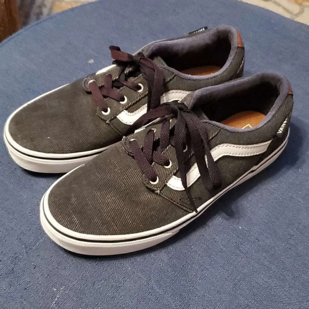 Vans skateboarding shoes