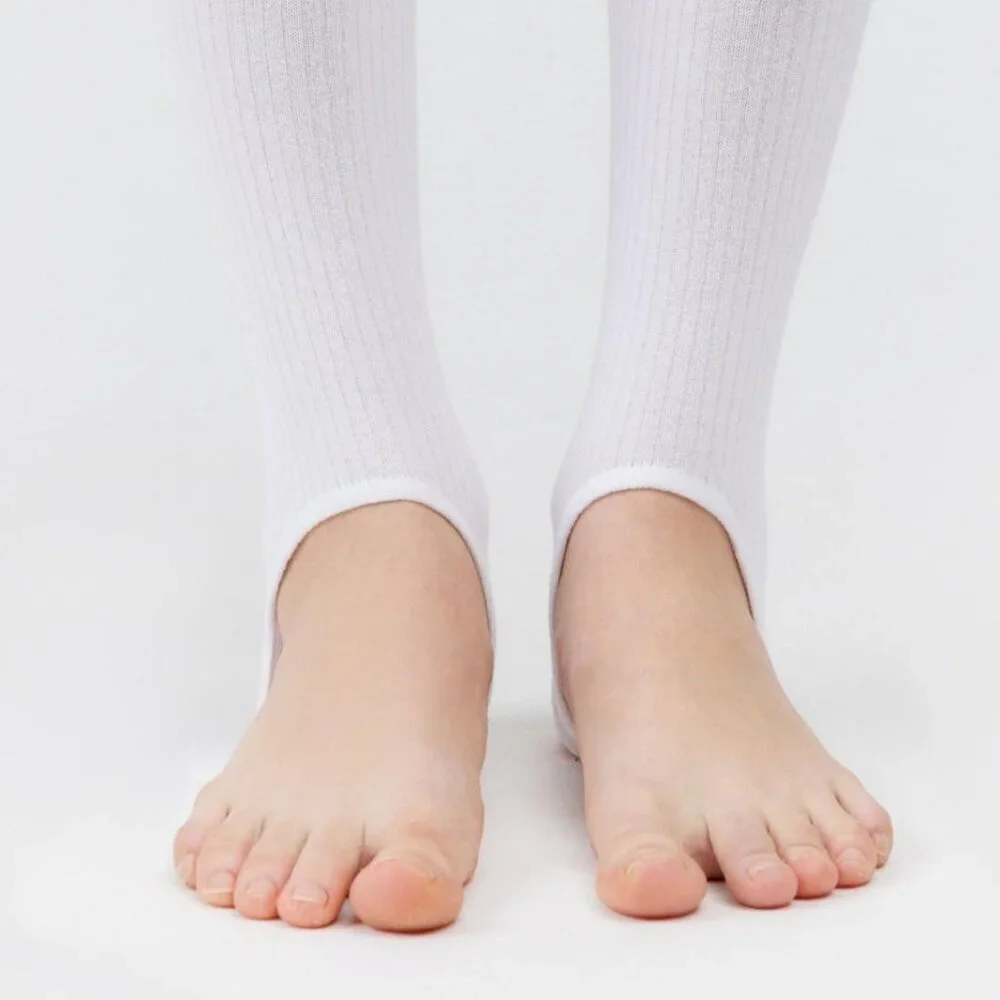 NWT Urban Outfitters Ribbed Lace-Up White Stirrup Leg Warmer Socks