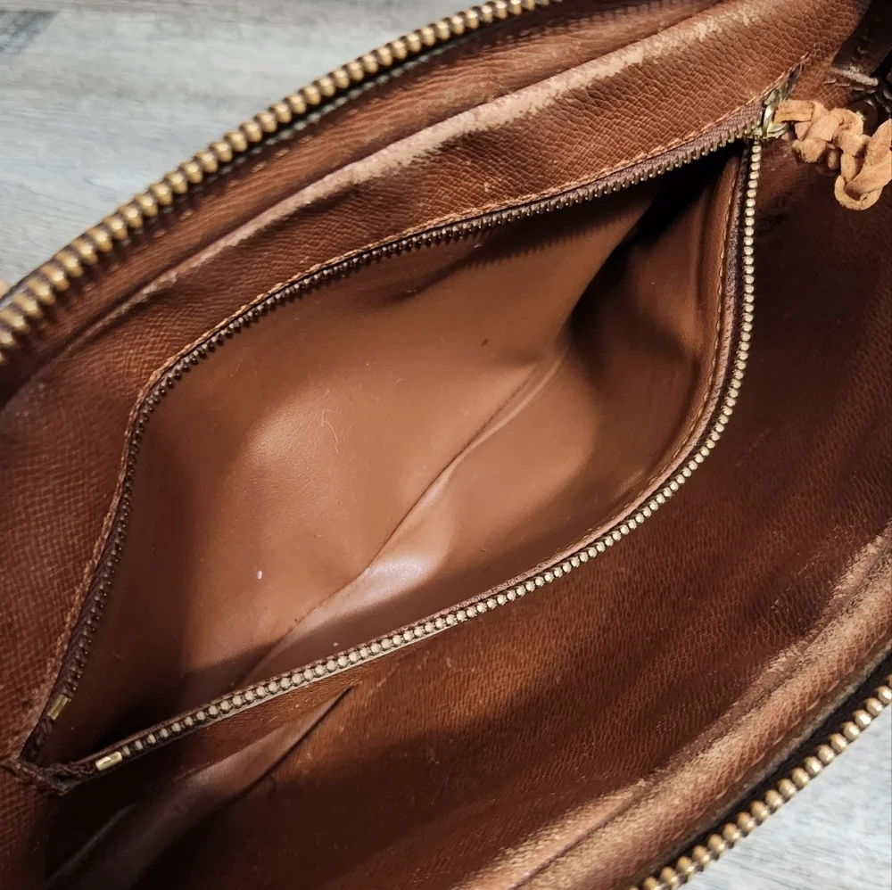 Louis Vuitton‎ Monogram Pochette Bag