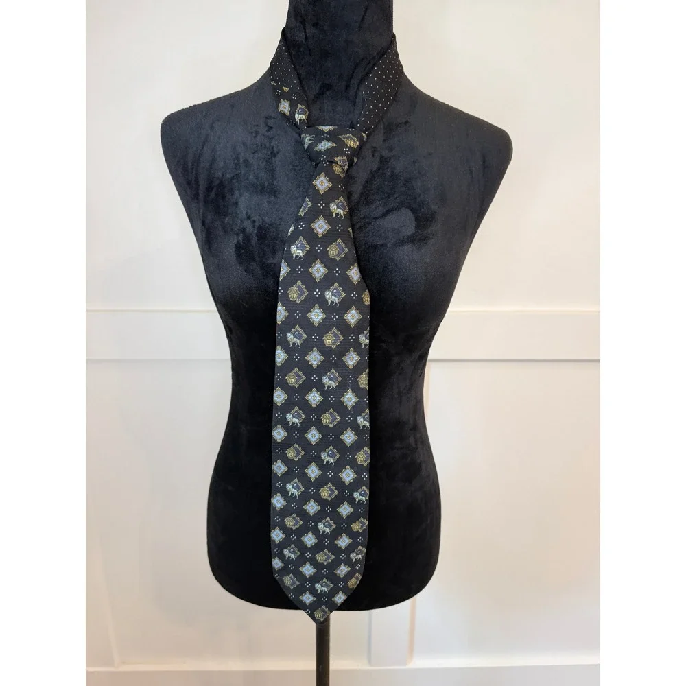 Gianni Versace Mens Vintage Silk Tie Medusa Head Lion Medallion Black Italy