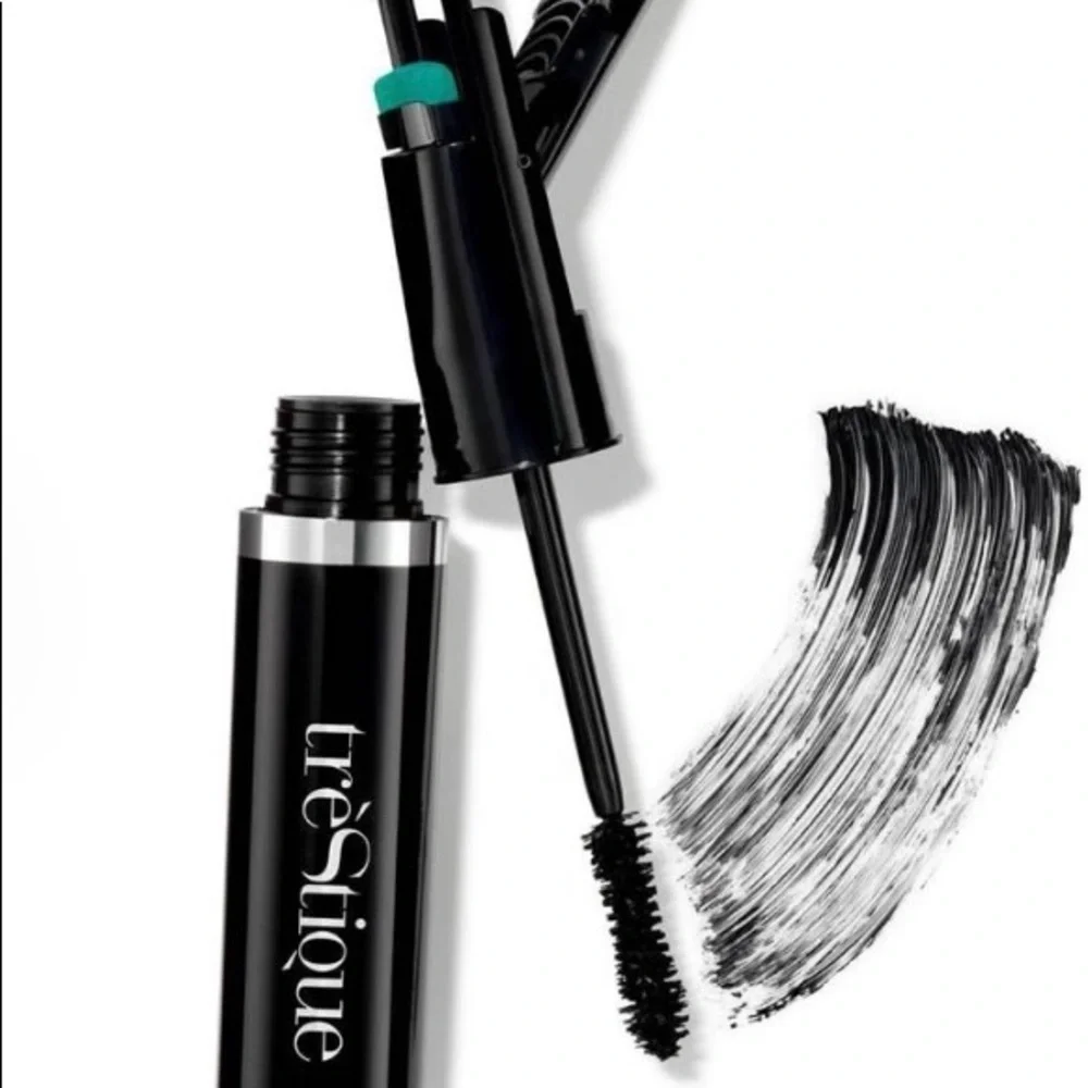 Trestique Good Vibes Mascara ( icelandic Black) with built in curler