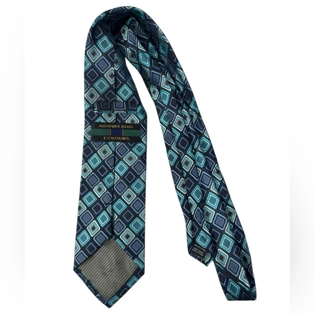 Alexander Julian Colours Tie Geometric Blue Square Pattern | 100% Polyester N210