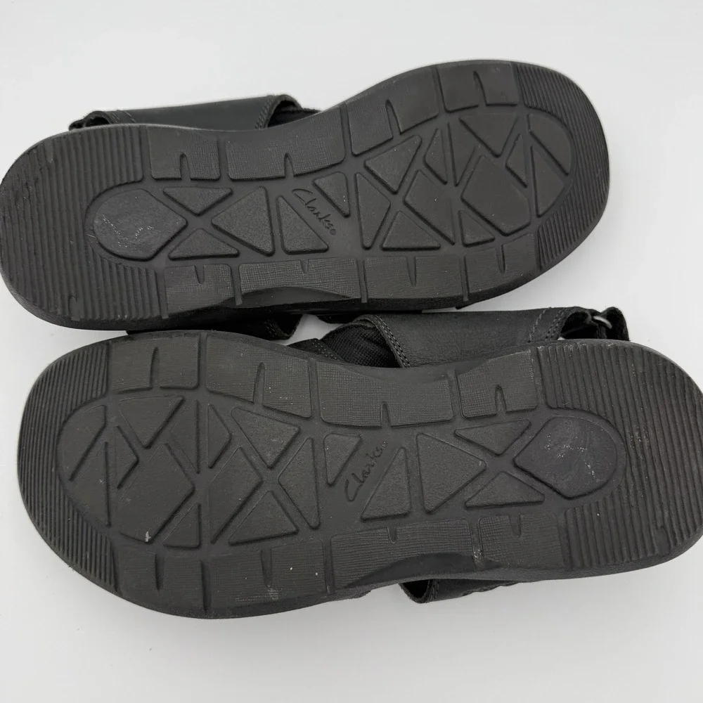 Clarks this preowned