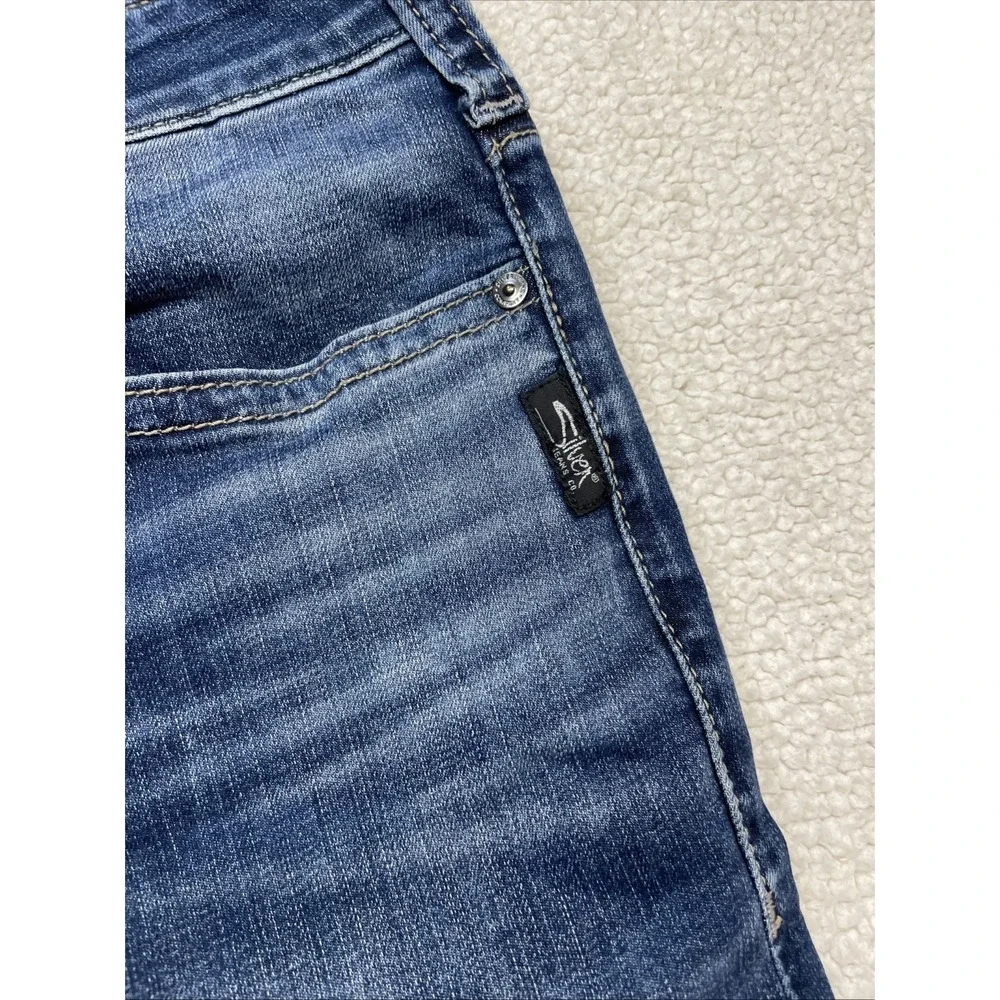 Silver Jeans discover timeless