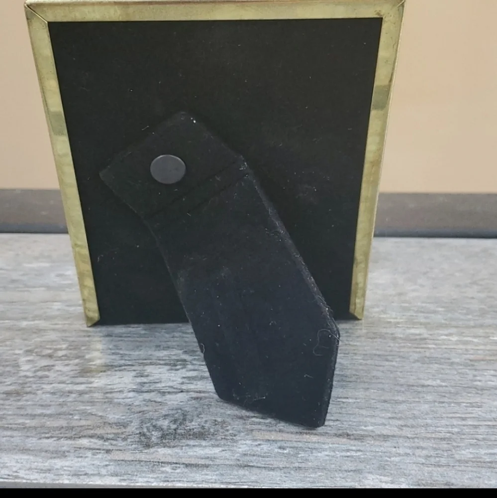 2X3 Classic Gold Picture Frame