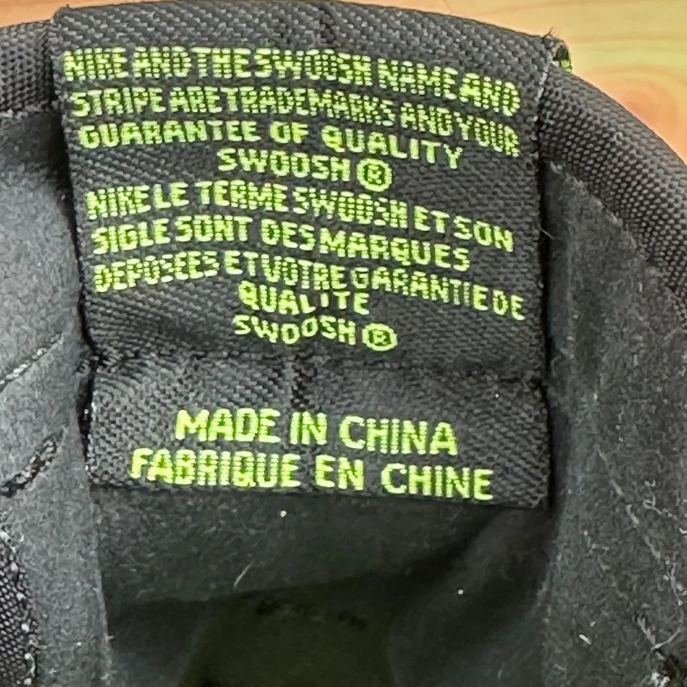 Nike title item