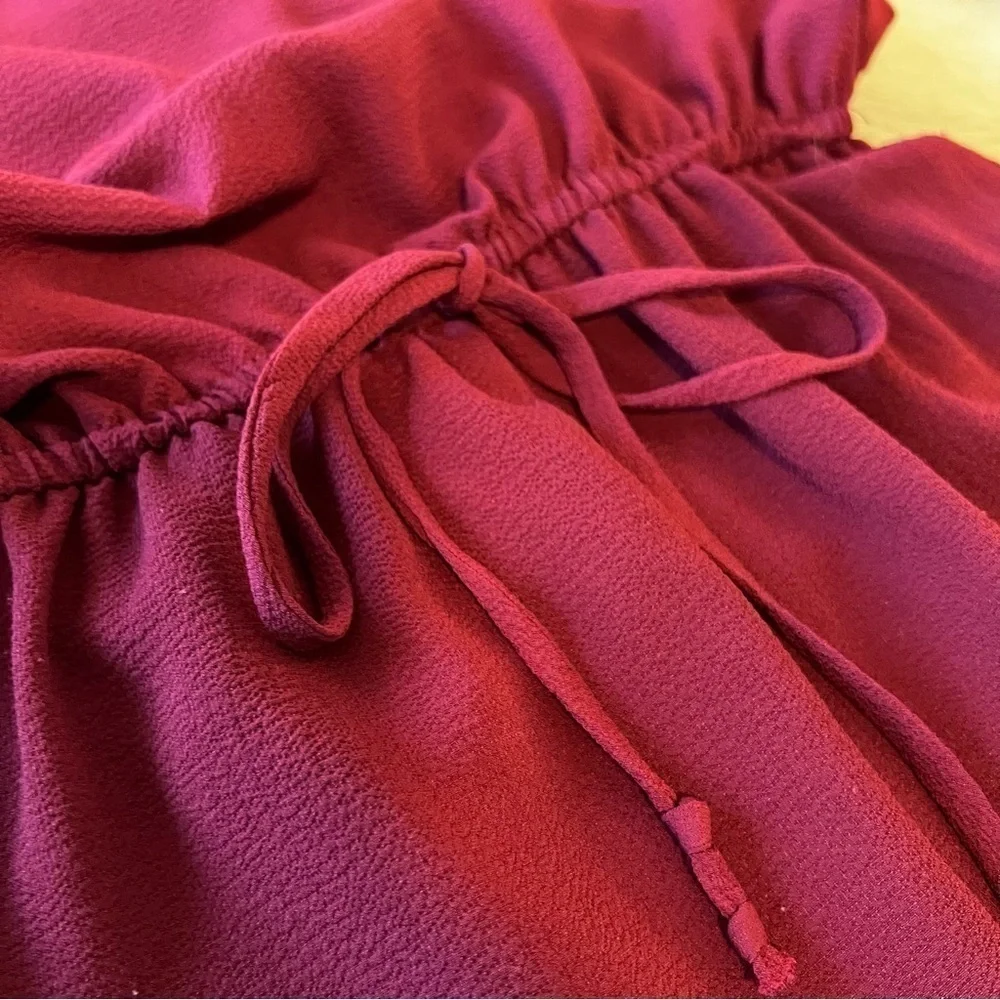 BEBOP Maroon Cold Shoulder Ruffles XS Elastic Waist Short Romper Crape Buttons