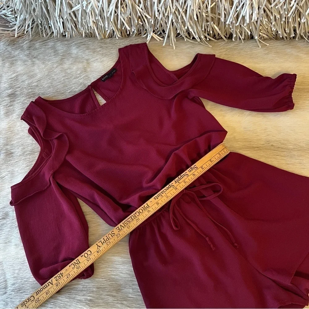 BEBOP Maroon Cold Shoulder Ruffles XS Elastic Waist Short Romper Crape Buttons