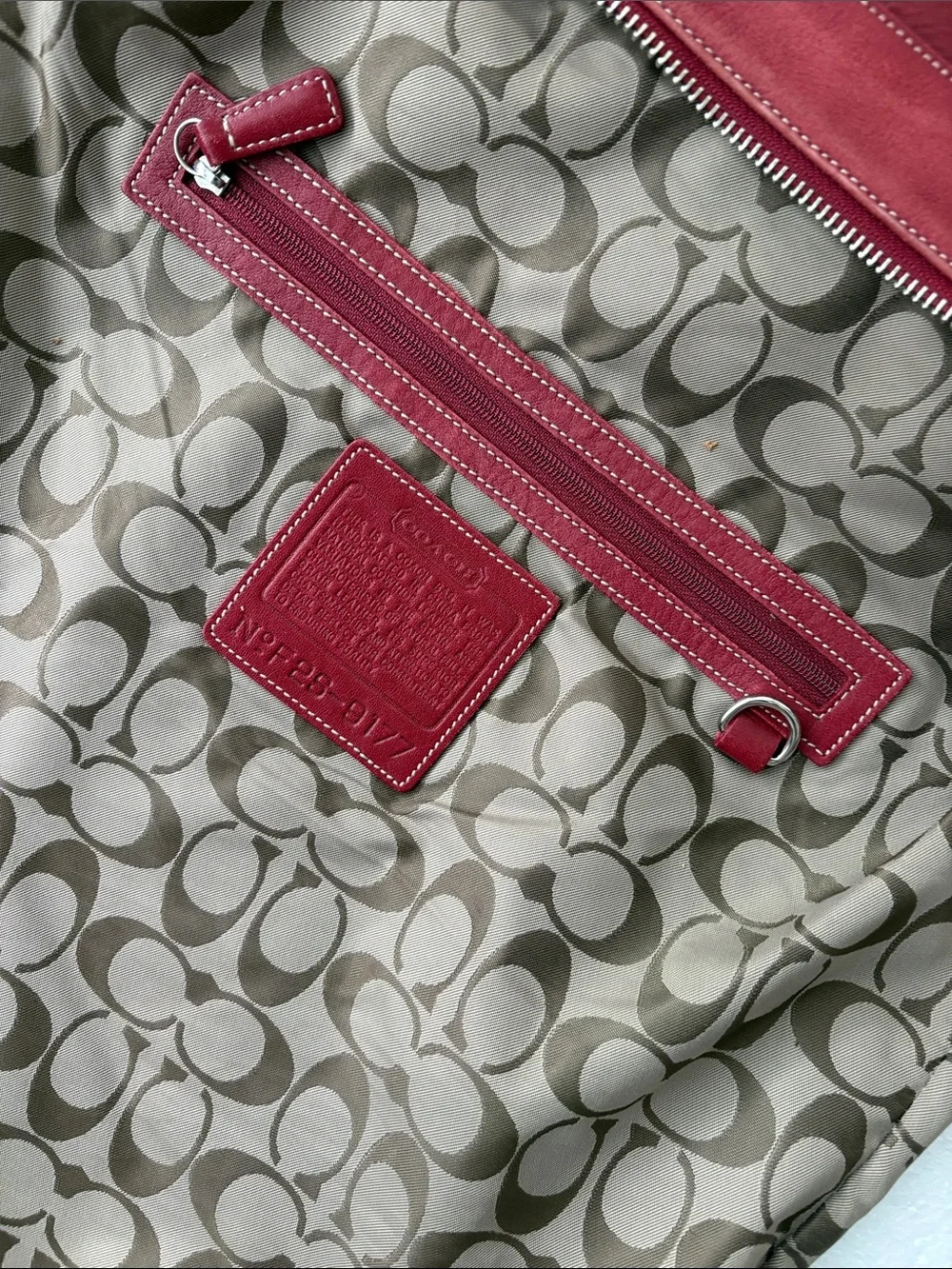 Coach legacy hobo