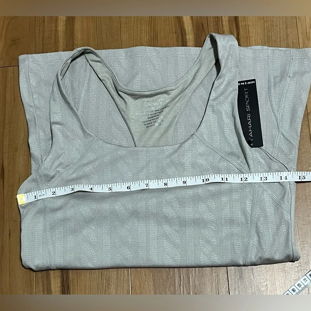 TAHARI SPORT brand tahari