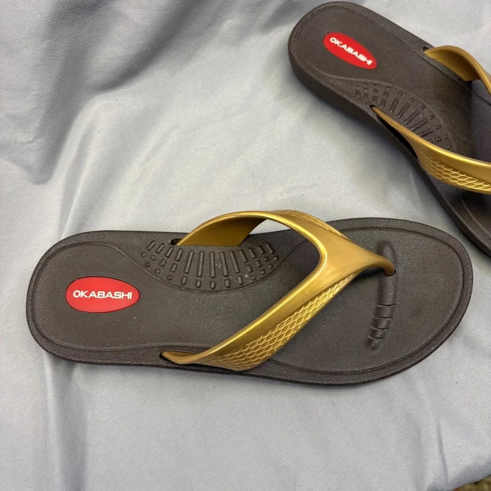 Okabashi flip flop