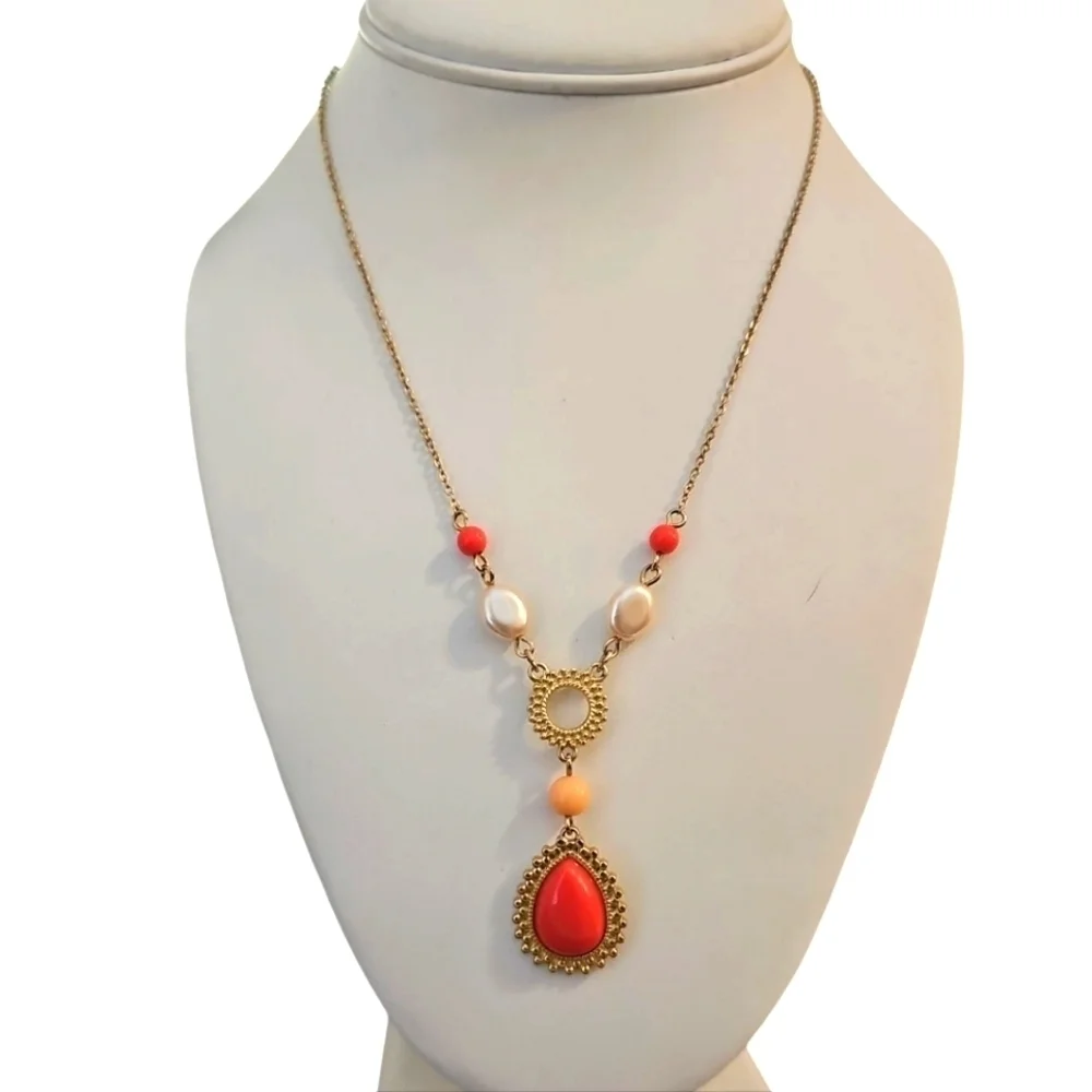 Avon Faux Pearls Orange Acrylic Beads Teardrop Pendant 16” Gold Tone Necklace