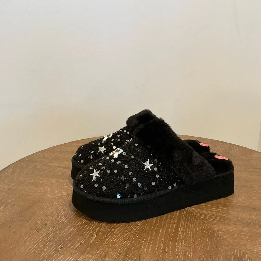 Karl Lagerfeld description step
