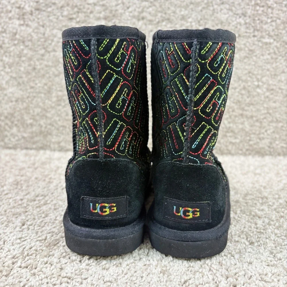 UGG brand style