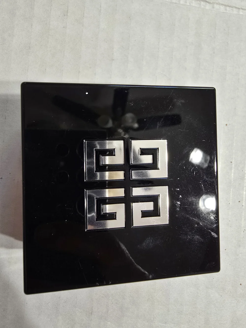4×2 box
