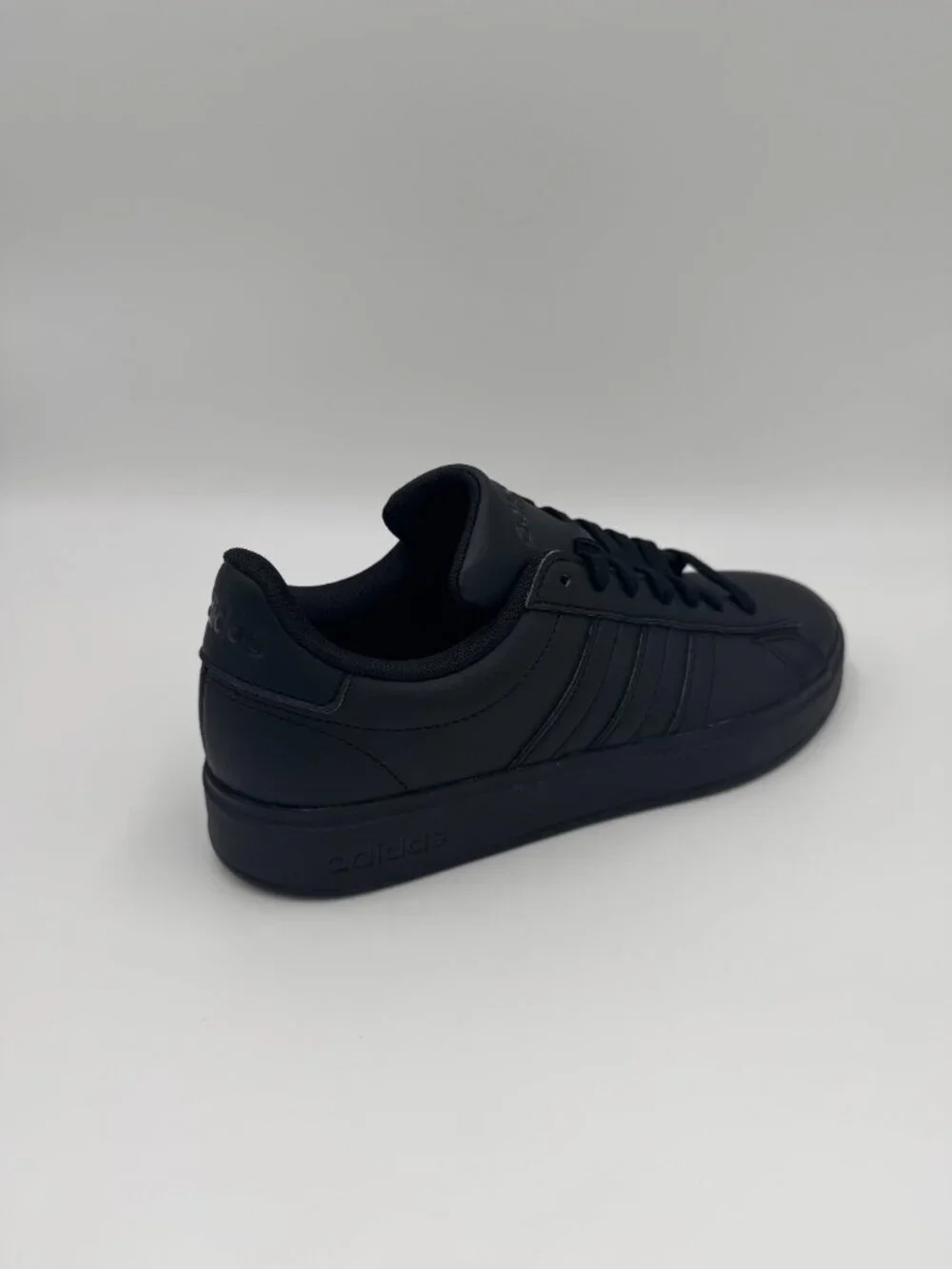 adidas grand court