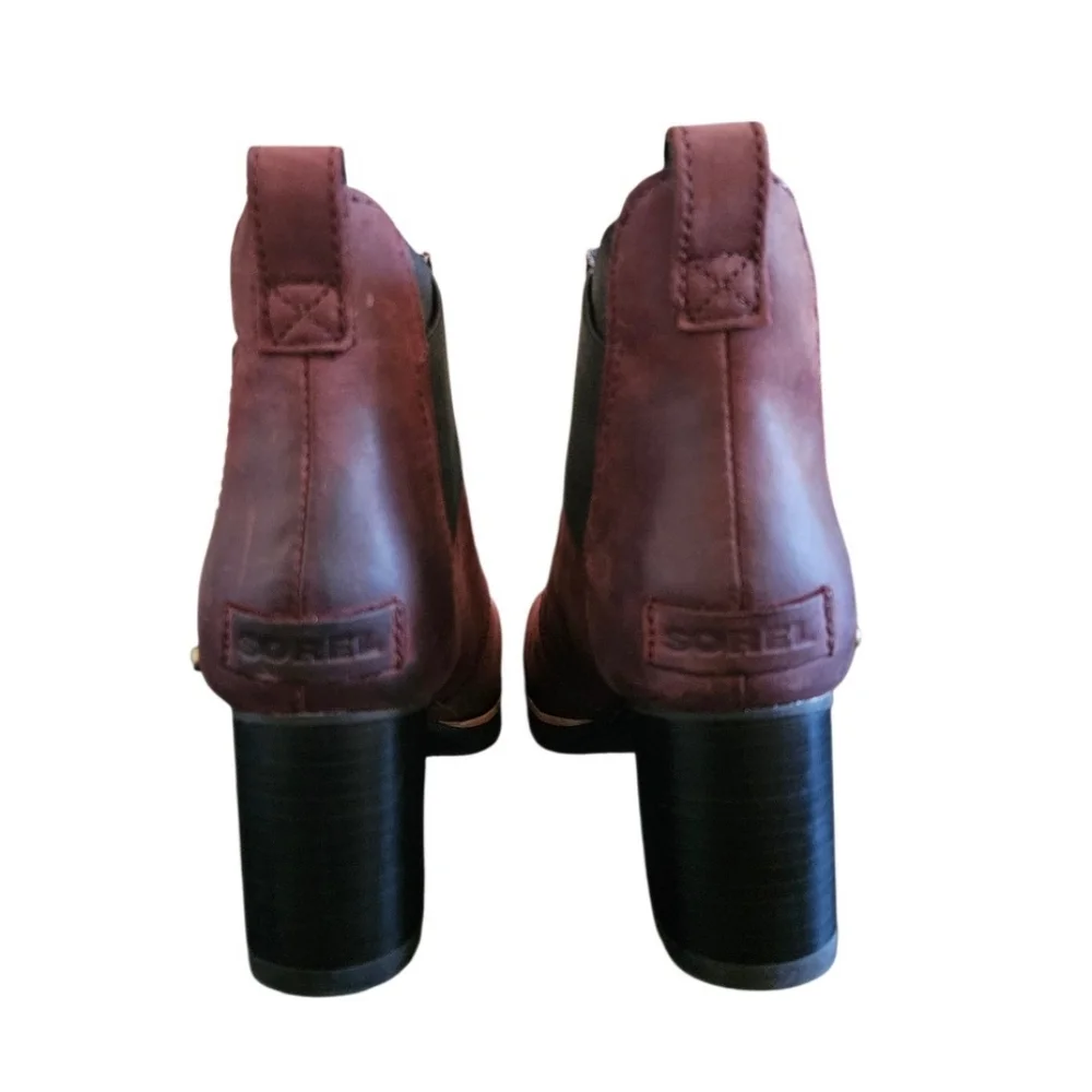 Sorel Addington Burgundy Chelsea Waterproof Leather Block Heel Boots Size 8