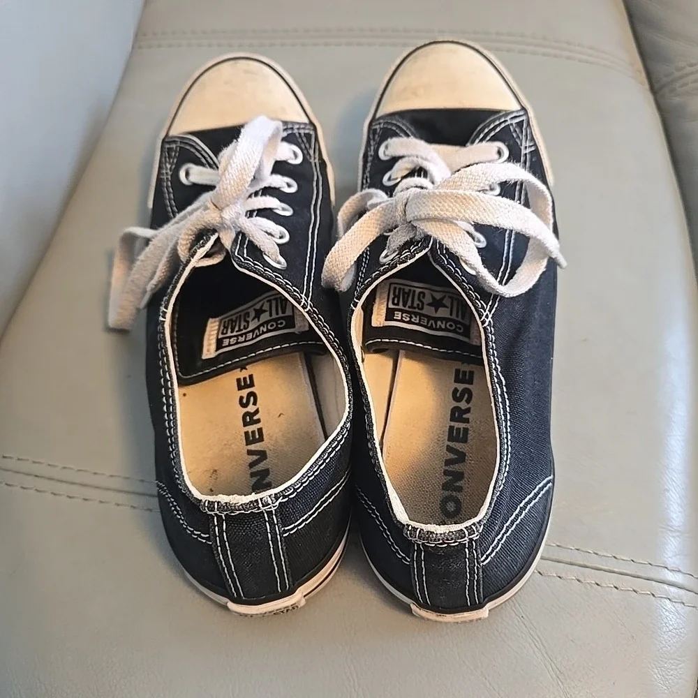 Converse Chuck Taylor All Star‎ Low Top Women's Size 7 Black White Canvas Shoes