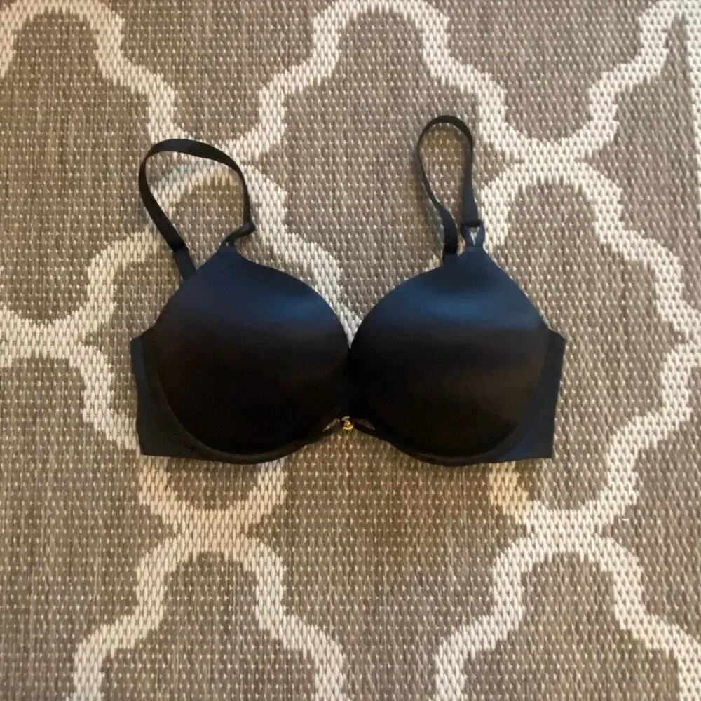 Victoria’s Secret Bombshell  bra, size 34D