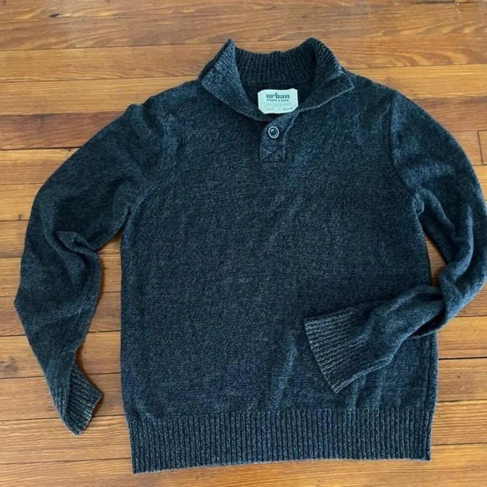 Urban Pipeline Mens Size Medium Knit Style Sweater 3/4 Button Collar