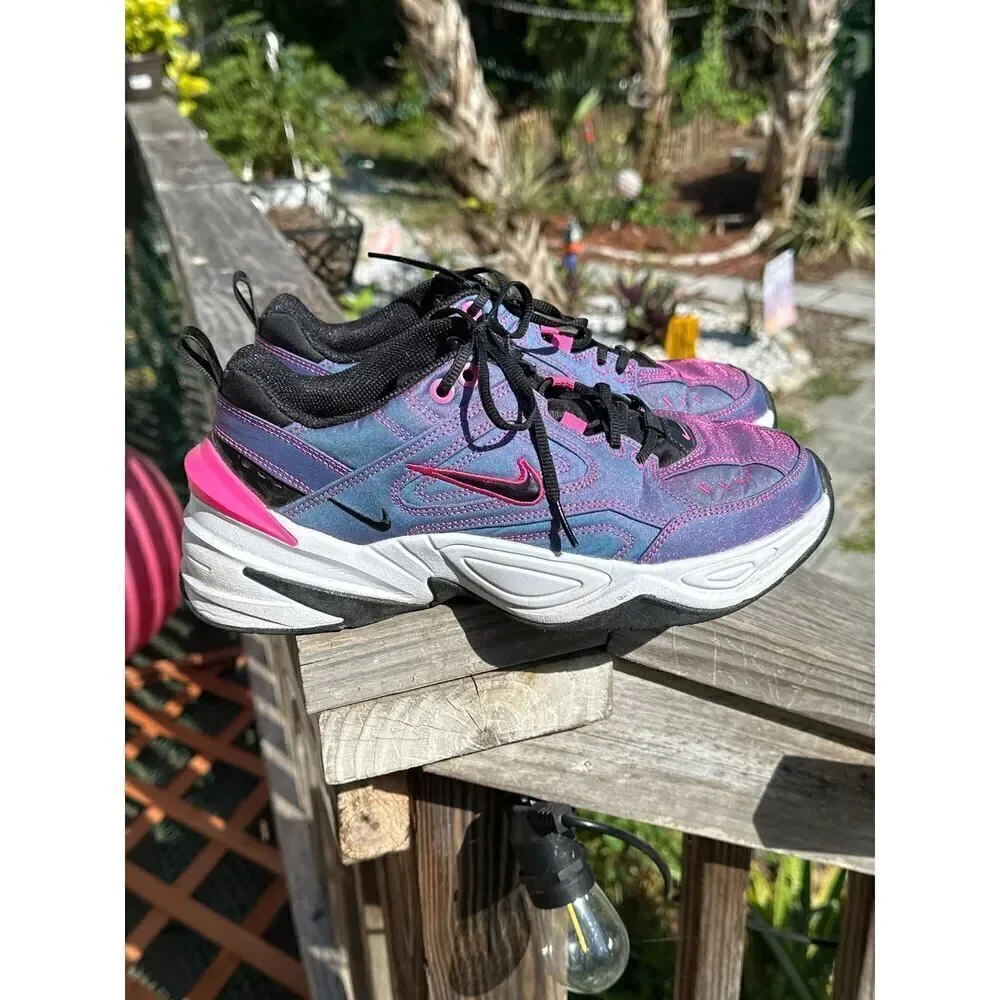 Nike details carefully wear