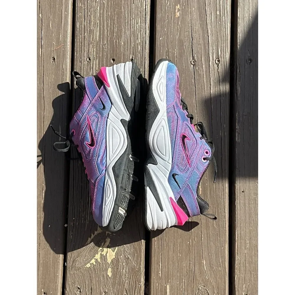 Nike sneaker good