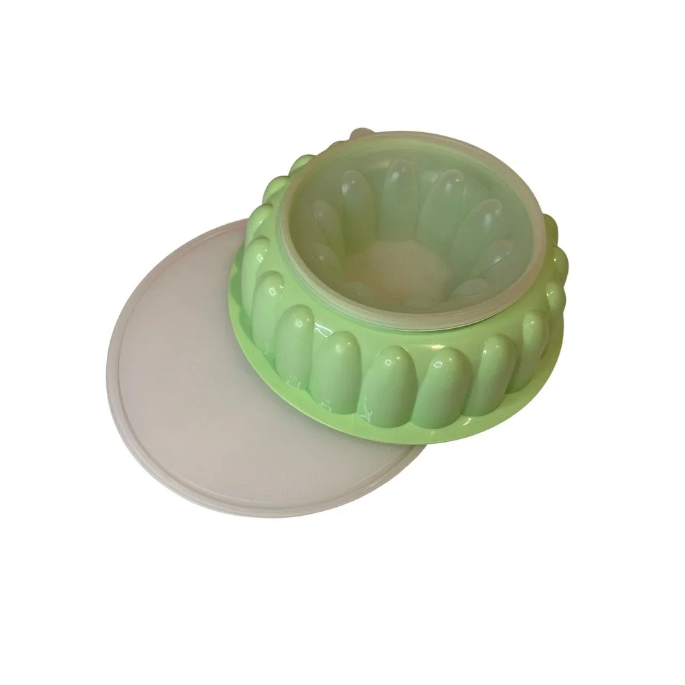 Tupperware retro green