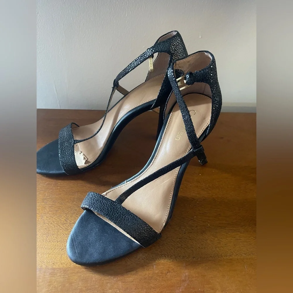 Calvin Klein out open worn