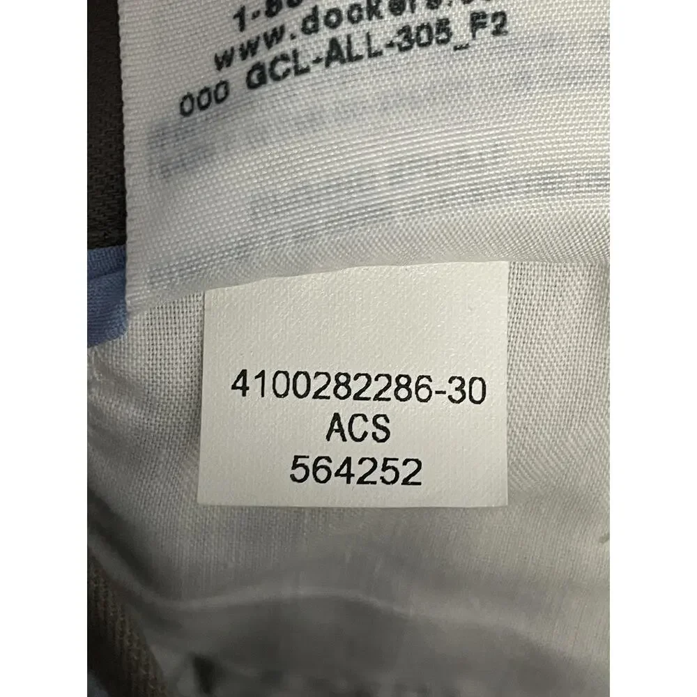 Dockers brand item