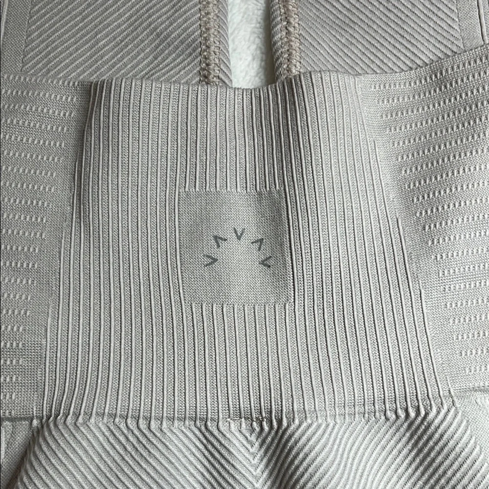 Anthropologie Leggings Seamless Design