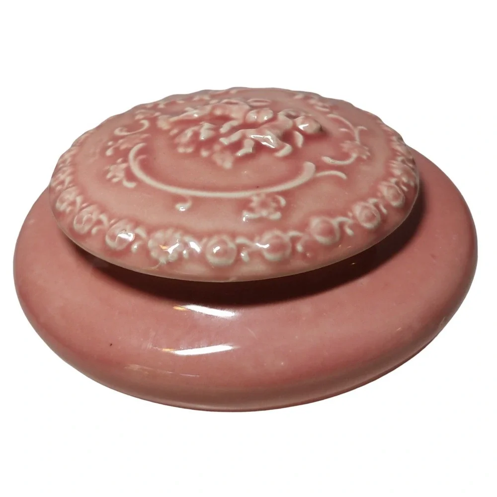 Vintage Handmade Ceramic Powder Trinket Box Pink Angels Round 6.5 Inches SEE‎