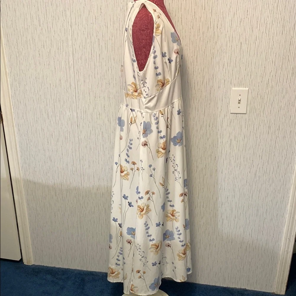 N/A floral sleeveless