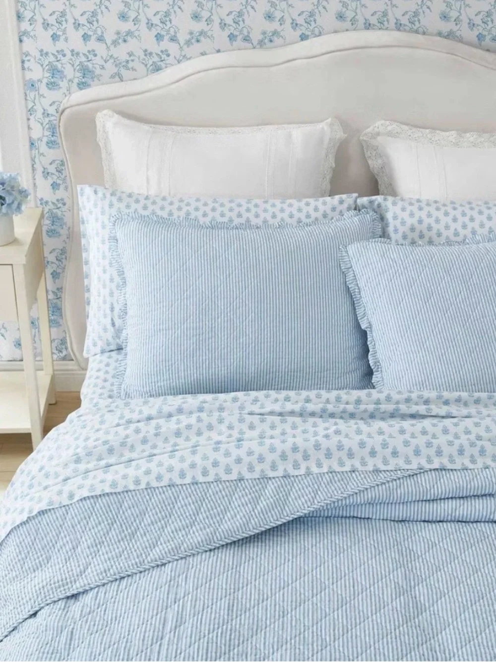 Laura Ashley laura ashley