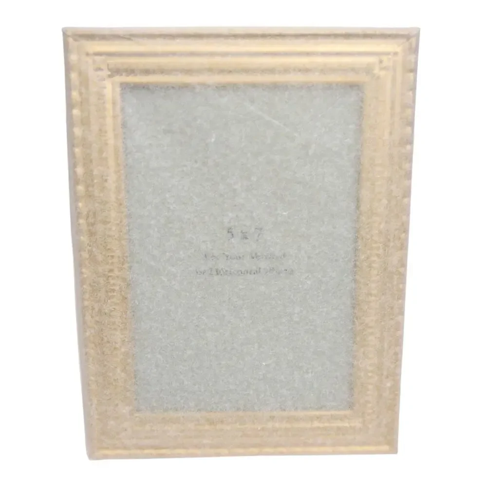 Unbranded vintage gold
