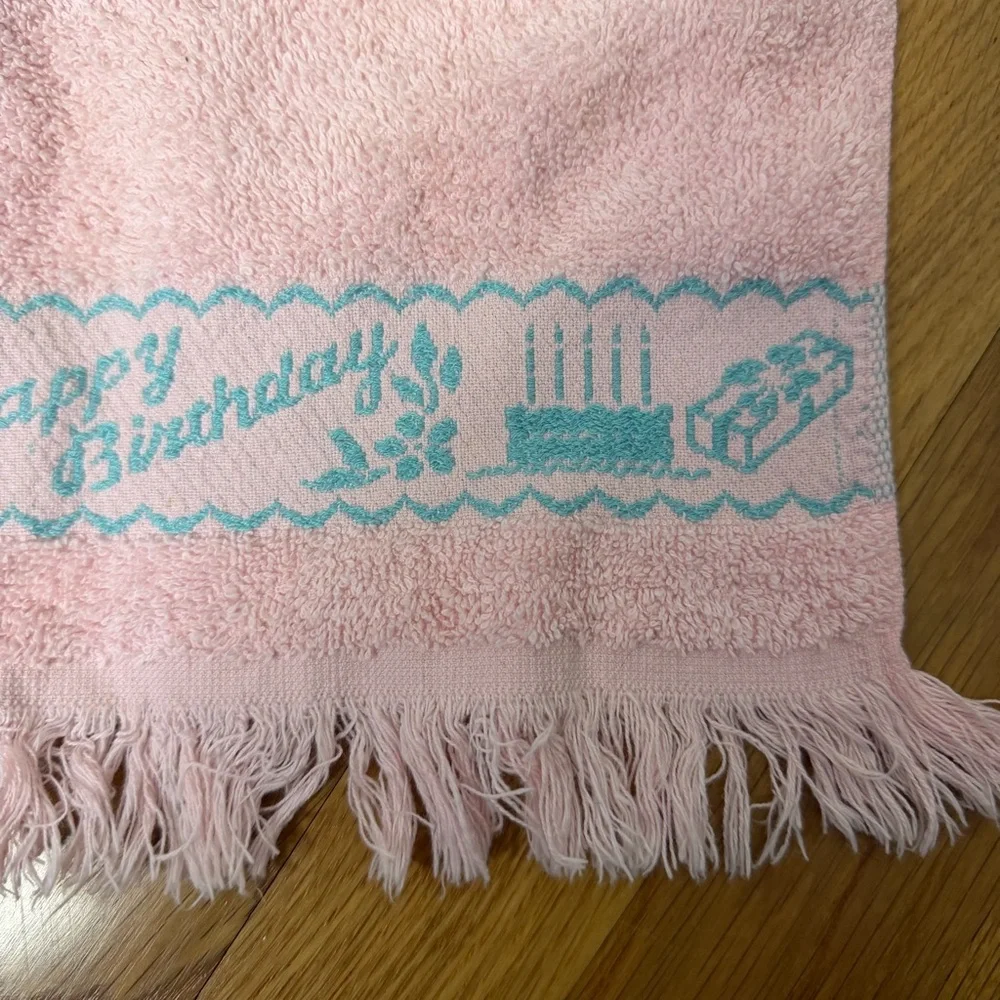 Vintage Callaway Hand Towel Wash Cloth HAPPY BIRTHDAY embroidered pink
